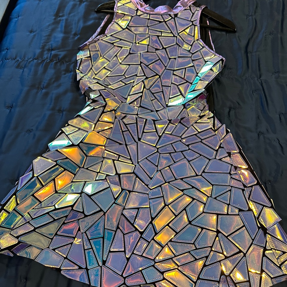 Geometric Iridescent Dress - Picture 2 of 5